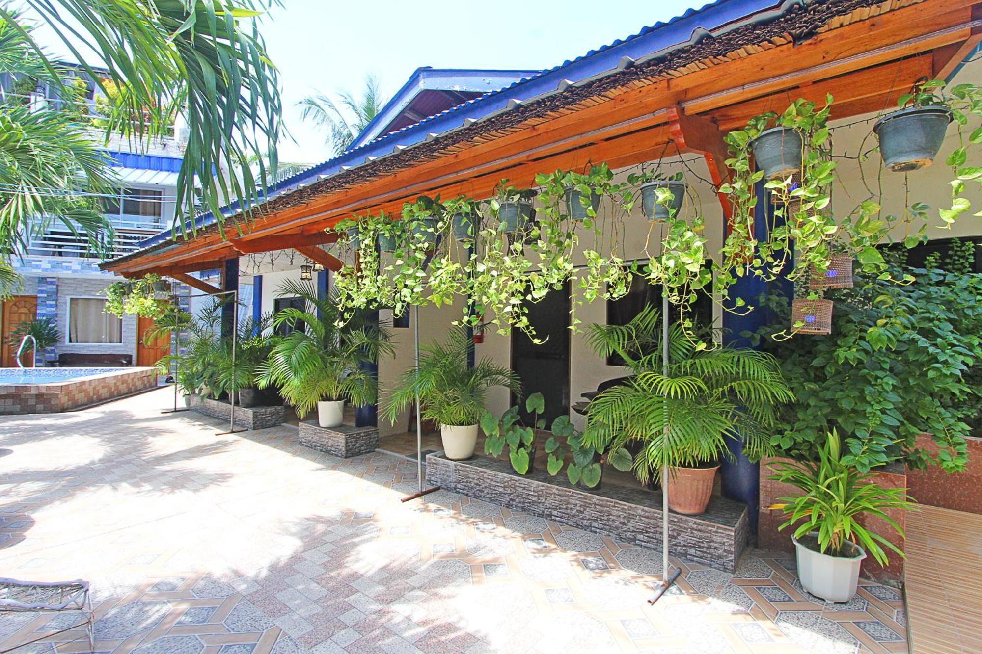 Foxtail Siargao Island *