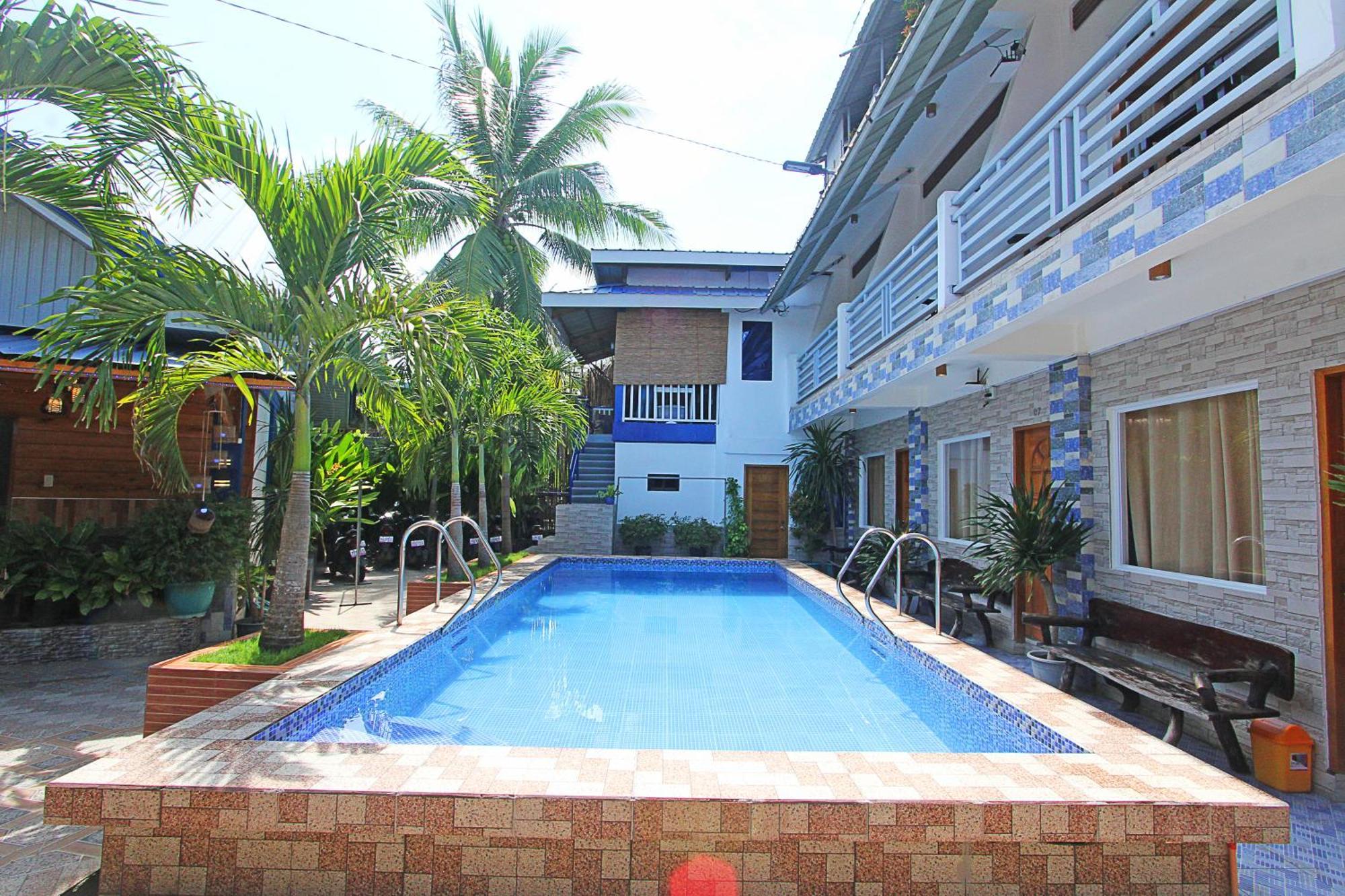 Foxtail Siargao Island *